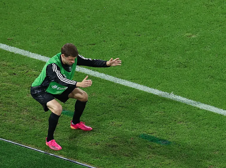 7cfbc8874fc489047cd6c1b1c3751e23