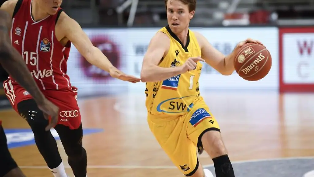 Ludwigsburgs-Jordan-Hulls-in-Aktion