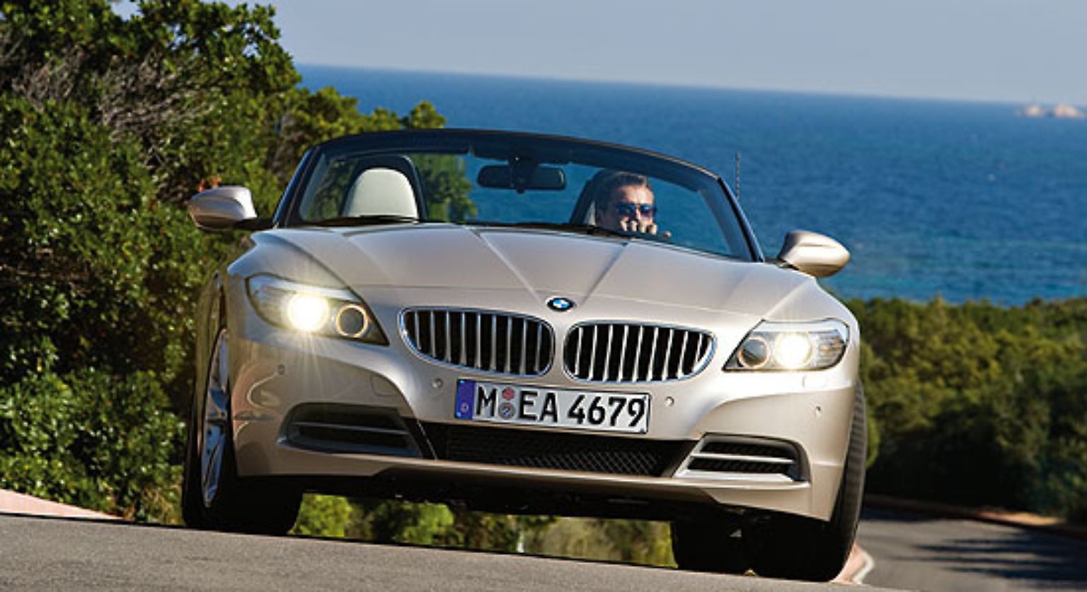 BMW hat seinem Roadster eine Frischzellenkur verpasst. Rechtzeitig zur Cabrio-Saison kommt der neue Z4 auf den Markt.