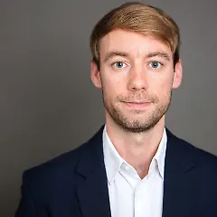 Portrait-JH-gross-9809-Web