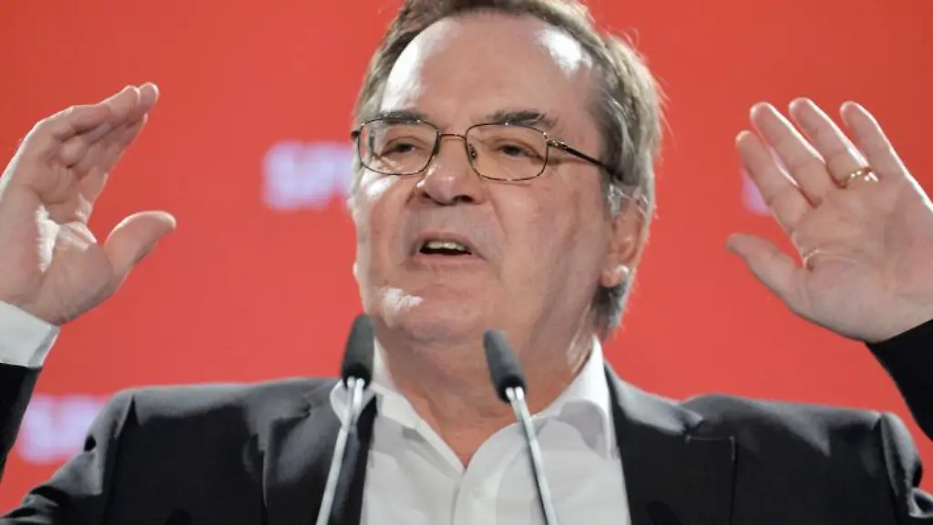 Wirtschaftswissenschaftler-Rudolf-Hickel