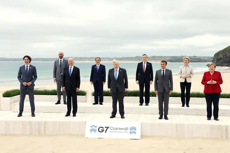 2e53bfe09a2af221821ab187f9b4cd2b