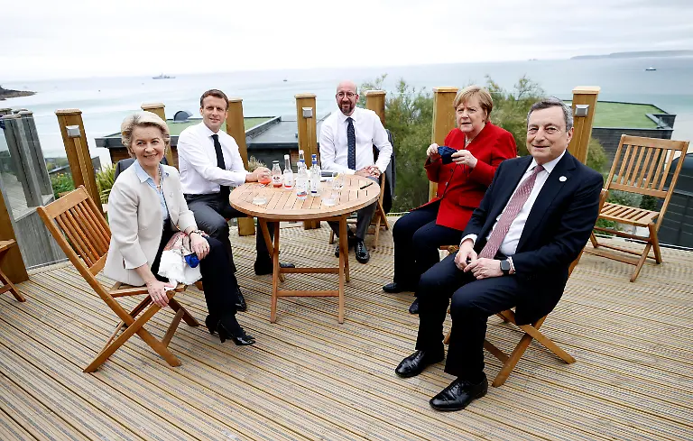 6d66bb07d26bf09460c42e0ce4400467