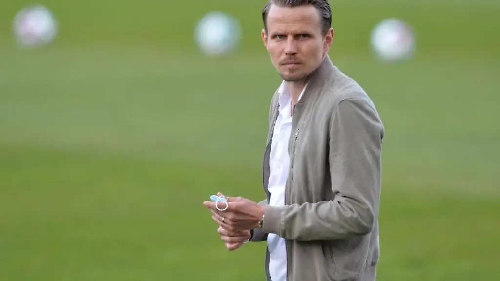 Sportvorstand-Sebastian-Schuppan-von-Wuerzburg