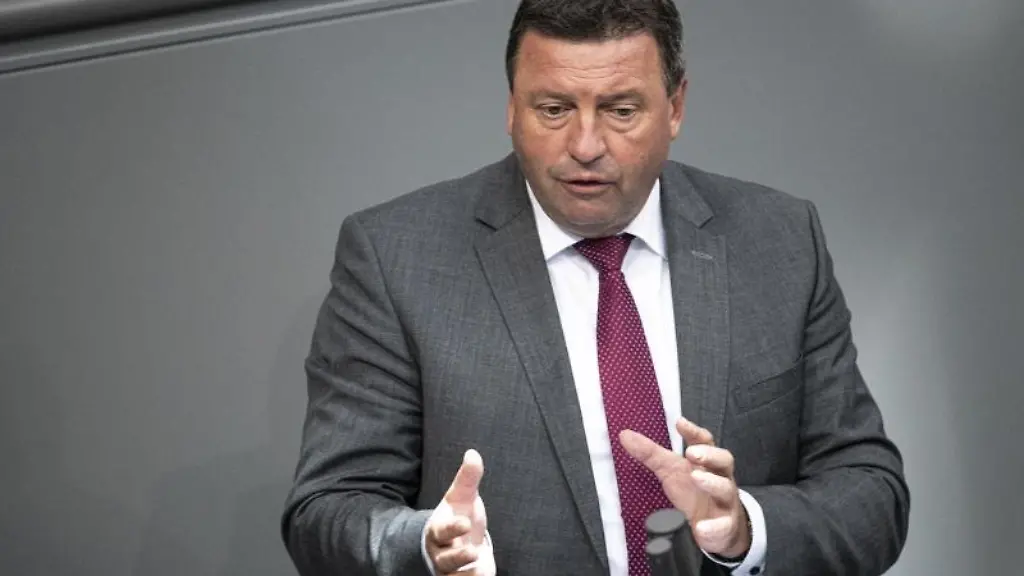 Volkmar-Vogel-CDU-Mitglied-des-Deutschen-Bundestages