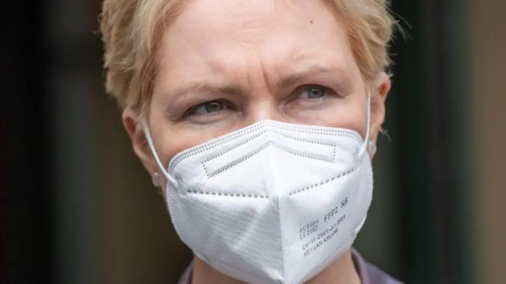 Manuela-Schwesig-SPD-Ministerpraesidentin-von-Mecklenburg-Vorpommern-spricht