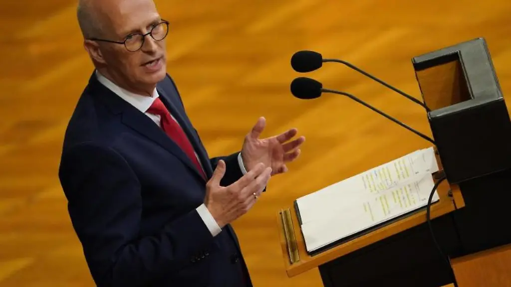 Hamburgs-Buergermeister-Peter-Tschentscher