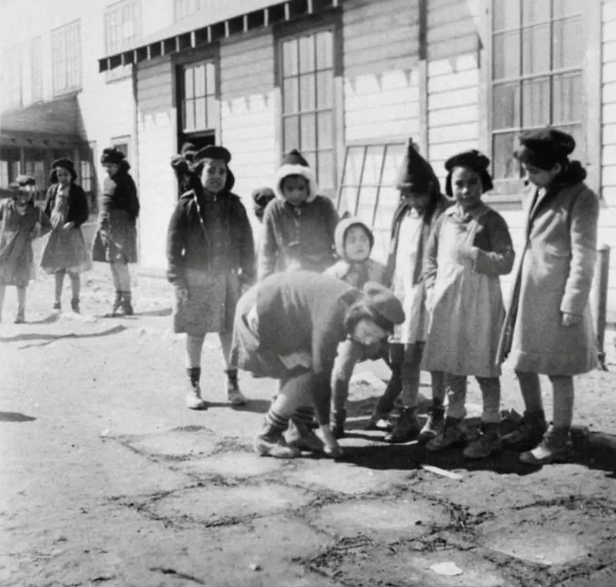 2021-06-04T180144Z-1706566810-RC24TN9PSNSL-RTRMADP-3-CANADA-INDIGENOUS-RESIDENTIAL-SCHOOLS