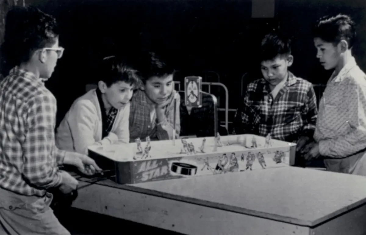 2021-06-04T180656Z-1220316033-RC2OTN917FS5-RTRMADP-3-CANADA-INDIGENOUS-RESIDENTIAL-SCHOOLS