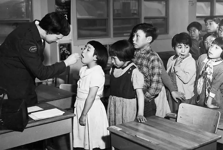 2015-06-02T120000Z-1203854388-TM3EB62107101-RTRMADP-3-CANADA-ABORIGINALS