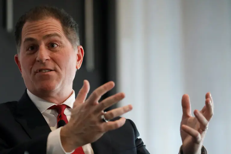 2019-11-21T000000Z-1558231292-RC2TFD9TAE1H-RTRMADP-3-DELL-CEO