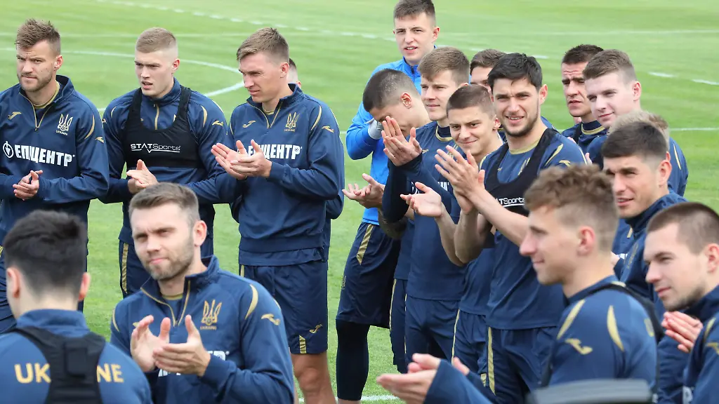 42eb634eec353e15b311b57840b1ade0