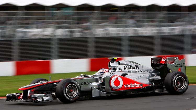 Hat es allen gezeigt am Freitag: Jenson Button legte mit seinem McLaren knapp vor seinem Teamkollegen Lewis Hamilton die Bestzeit hin.