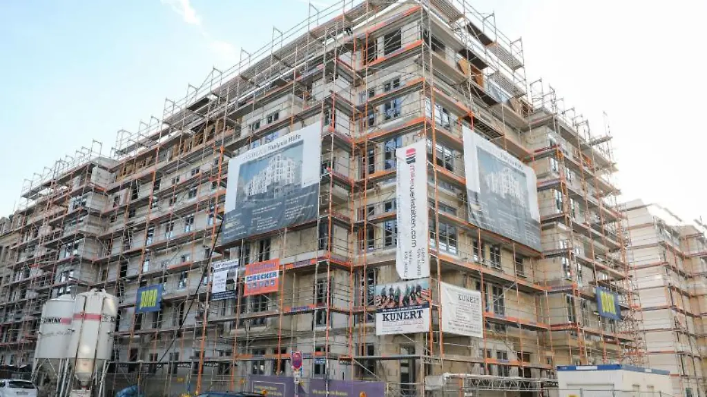 Ein-Neubau-fuer-mehrere-Miethaeuser-eines-Investors