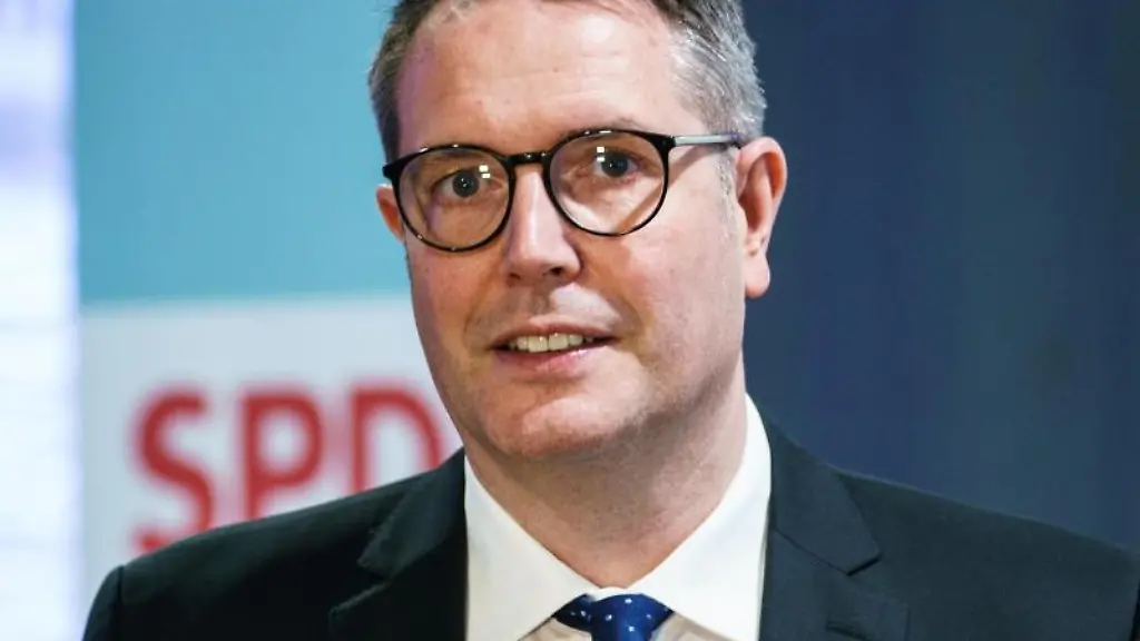 Alexander-Schweitzer-SPD-damals-designierter-Minister-fuer-Arbeit-Soziales-Transformation-und-Digitalisierung