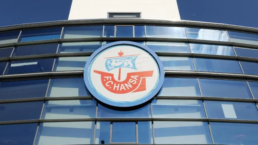 Das-Ostseestadion-Spielstaette-des-Fussball-Zweitligisten-FC-Hansa-Rostock