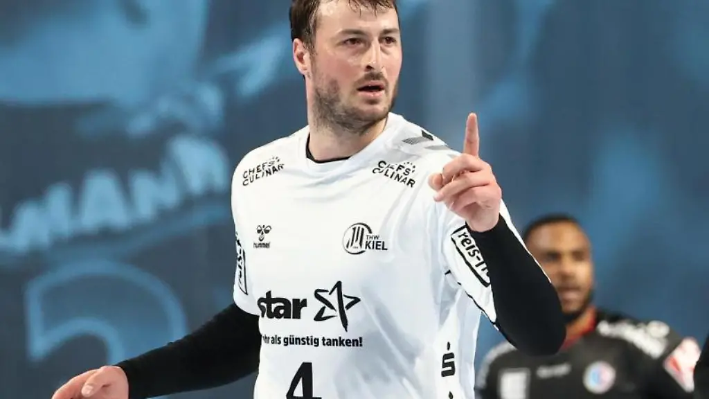 Domagoj-Duvnjak-jubelt-ueber-seinen-Treffer