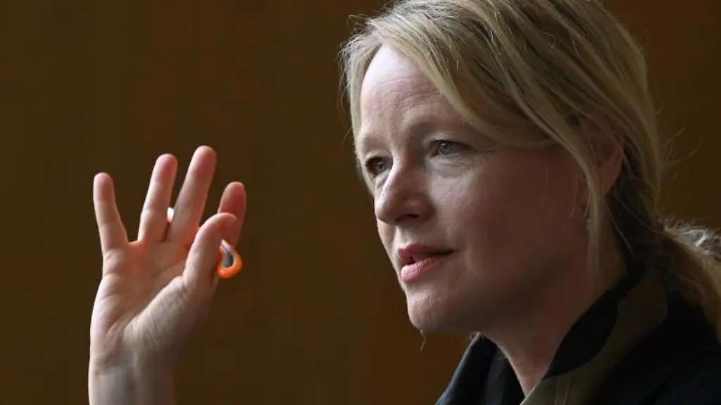 Thekla-Walker-Buendnis-90-Die-Gruenen-Umweltministerin-von-Baden-Wuerttemberg-spricht