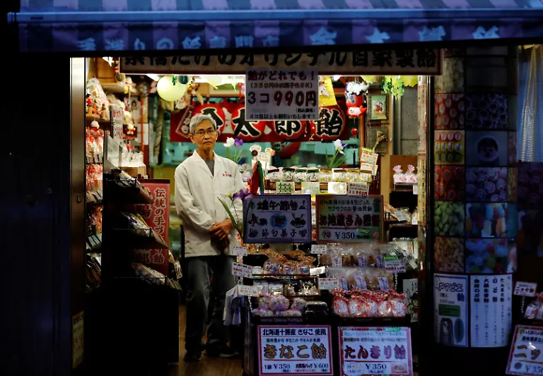 2021-05-20T230155Z-724009834-RC2K9N9ZDLV3-RTRMADP-3-OLYMPICS-2020-TOKYO-PORTRAITS