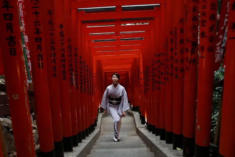 2021-05-20T230158Z-1846555936-RC28EN9E690H-RTRMADP-3-OLYMPICS-2020-TOKYO-PORTRAITS