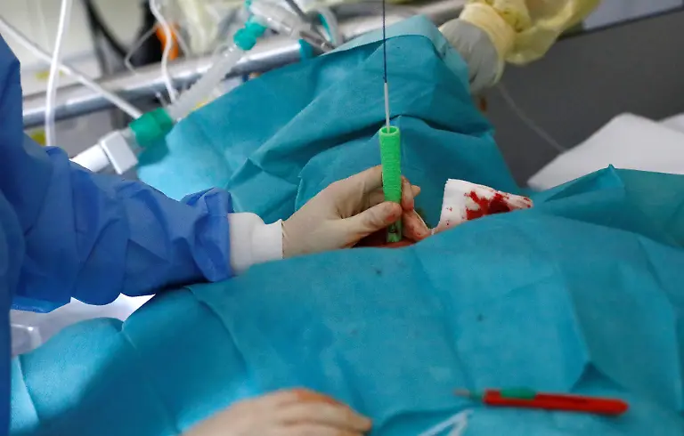 2021-05-20T160853Z-697679035-RC2MJN9ALSKF-RTRMADP-3-HEALTH-CORONAVIRUS-GERMANY