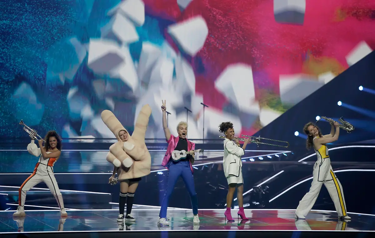 f81eee9dfb7aadaa33362d47c0d06e45