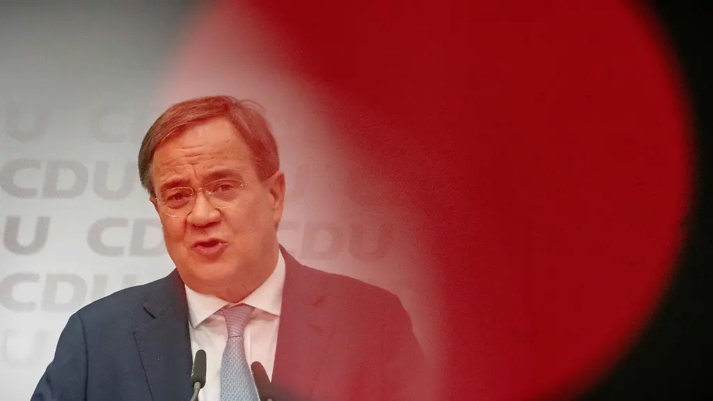 27d543f0261deea9e99b5fc4c3d7faab