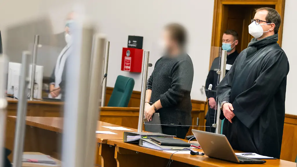 4d3db5c74d5f7ae0ccffb3fe3d2e30ad