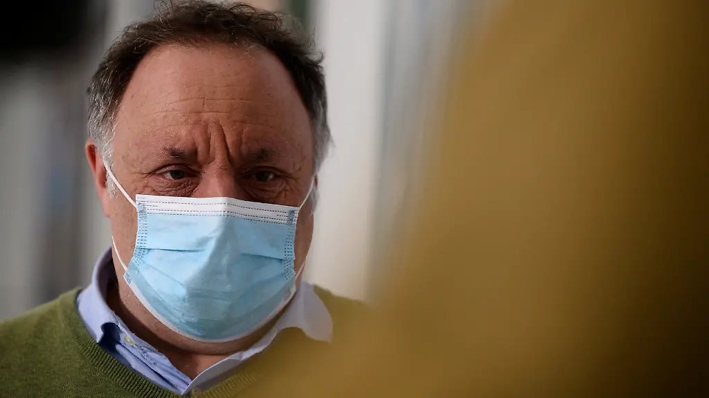 2021-02-02T163813Z-332511870-RC2GKL9B5X22-RTRMADP-3-HEALTH-CORONAVIRUS-BELGIUM