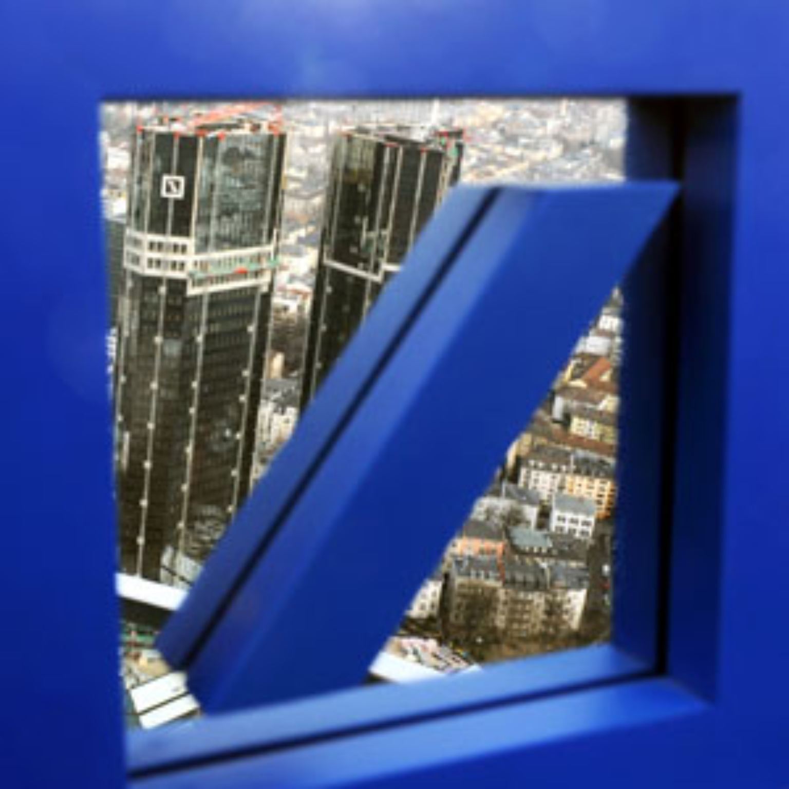 Ohne Josef Ackermann geht bei der Deutschen Bank gar nichts. Noch nie genoss ein Vorstandschef eine solche Machtfülle wie der 61-jährige Schweizer.