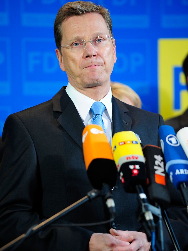 FDP-Chef Westerwelle muss neuen Streit um die Ausrichtung und Aufstellung seiner Partei fürchten.
