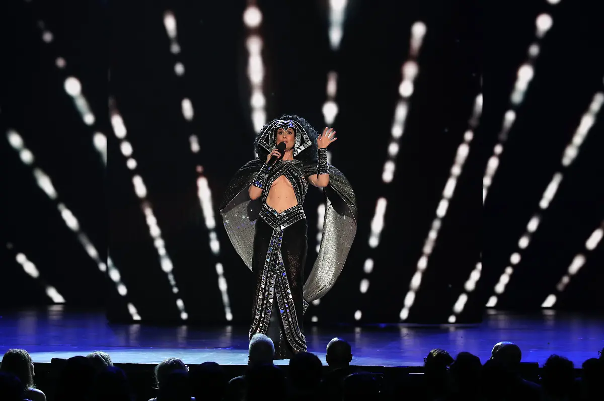 2019-06-10T025316Z-1137648483-HP1EF6A080SG0-RTRMADP-3-AWARDS-TONYS