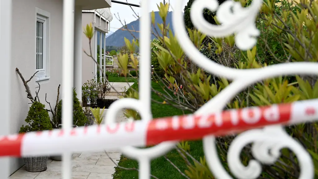 ffaca3bf7864d48654d3be96af105521