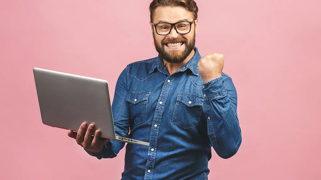 Saturn-reduziert-zahlreiche-Produkte-rund-ums-Effektive-Arbeiten