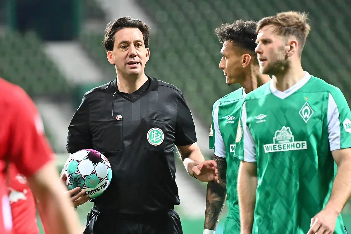 9895a3bec1b43a442b5dee1f40730f62