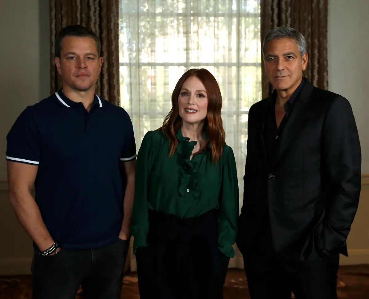 2017-10-25T225327Z-756467924-RC1E79B35200-RTRMADP-3-FILM-SUBURBICON