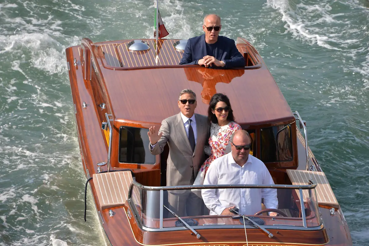 6397707f4ce27c66059151afab7cb83e