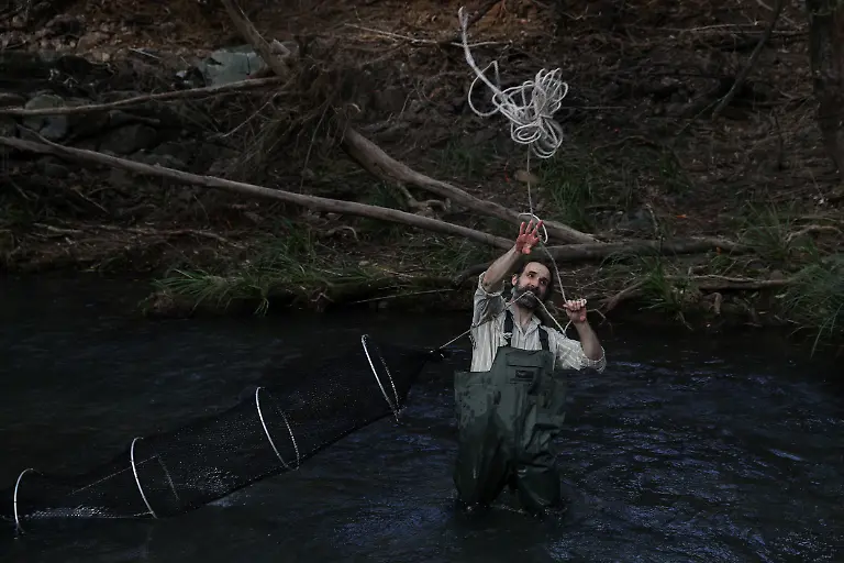 2021-04-27T010812Z-85497696-RC214N9DR2K5-RTRMADP-3-AUSTRALIA-PLATYPUS