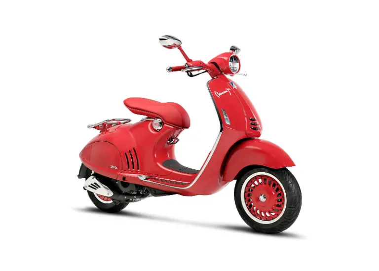 2016-Vespa-946-RED