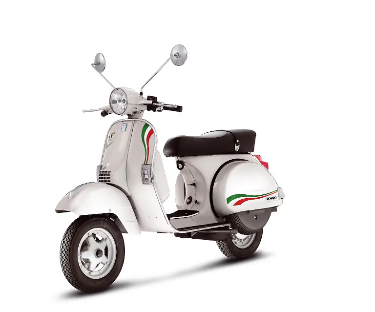2011-Vespa-PX-150-Unita-d-italia