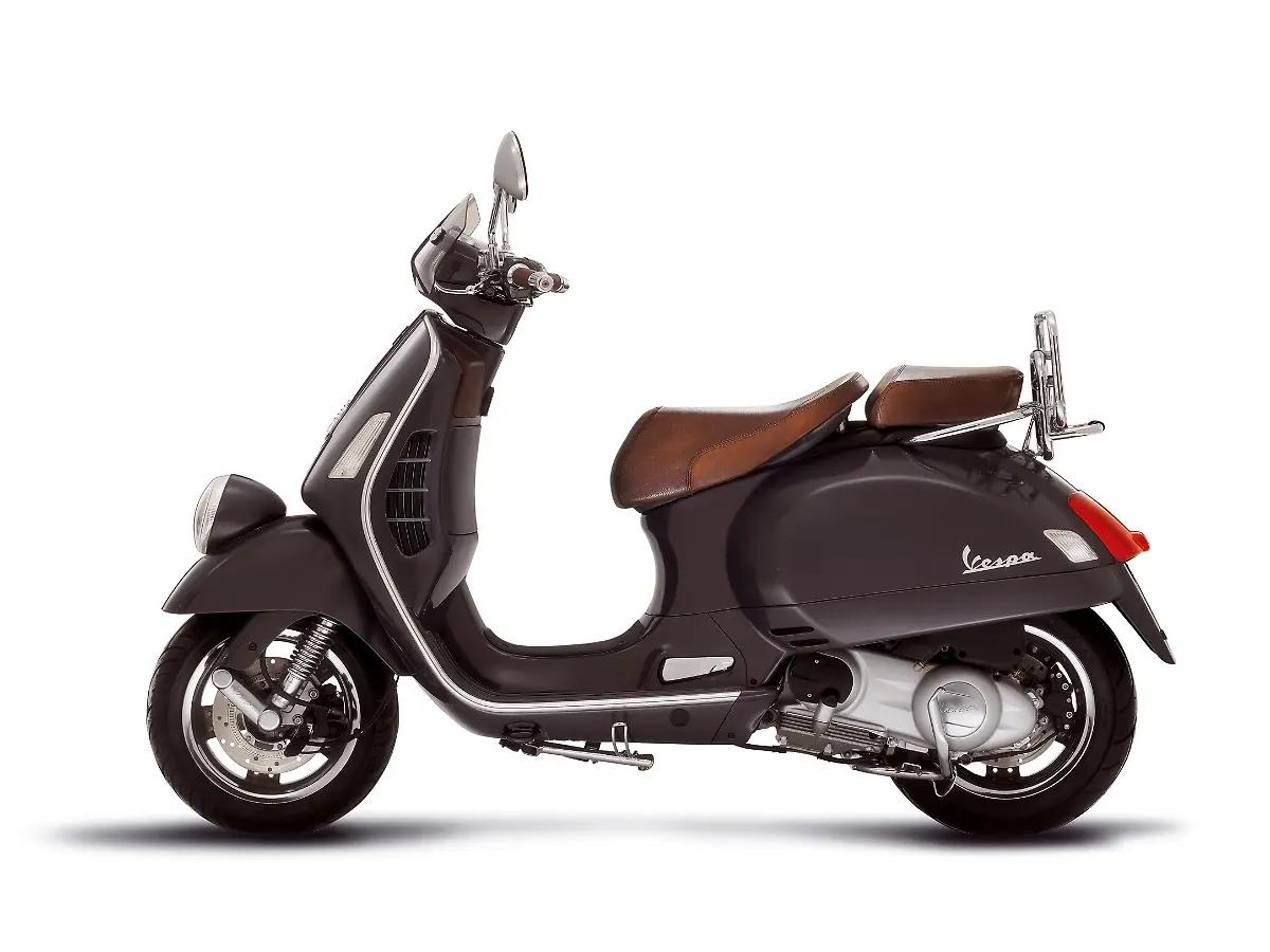 2006-Vespa-GTV-250