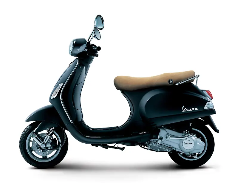 2005-Vespa-LX