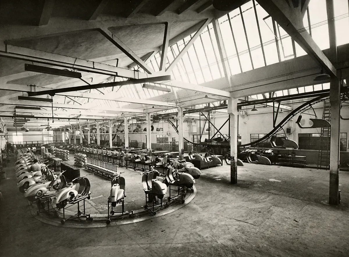 1-Pontedera-factory-1950