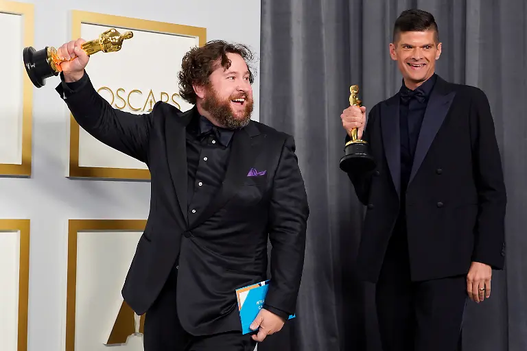 2021-04-26T020250Z-2088032295-RC2E3N9Z7BIW-RTRMADP-3-AWARDS-OSCARS