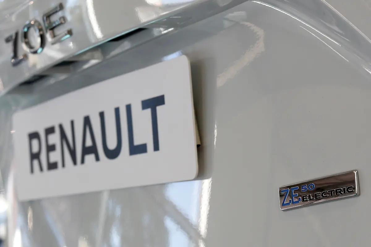 2020-11-02T062249Z-55162410-RC2UUJ90EPL7-RTRMADP-3-AUTOS-EUROPE-ELECTRIC-SALES