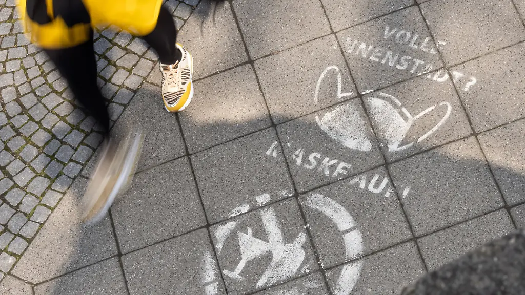 d35b4a2d8428d29d311453cf3aad2fcc