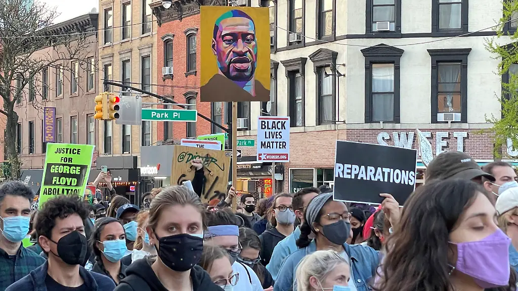 Nach-dem-Urteil-im-Fall-George-Floyd-stehen-auch-die-Praktiken-der-Polizei-in-Minneapolis-auf-dem-Pruefstand