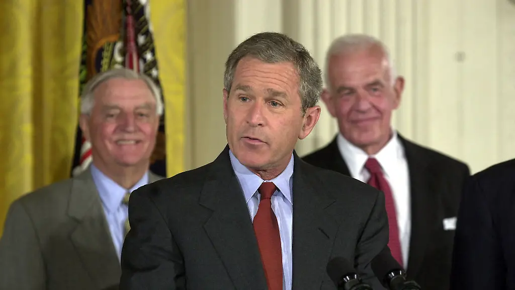 Der-fruehere-US-Praesident-George-Bush-setzt-sich-fuer-eine-Reform-des-Einwanderungssystems-der-USA-ein