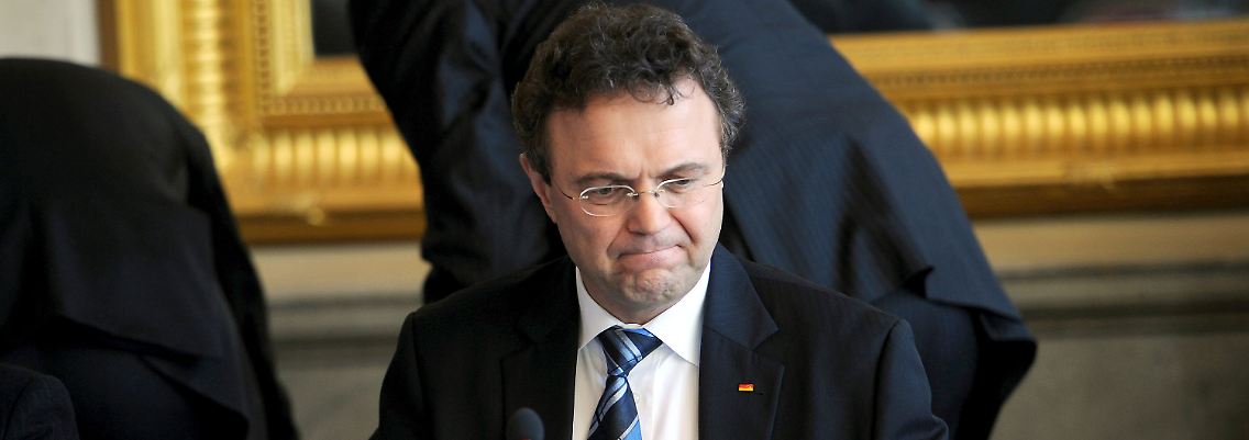 Innenminister Friedrich leitet erstmals die Islam-Konferenz.