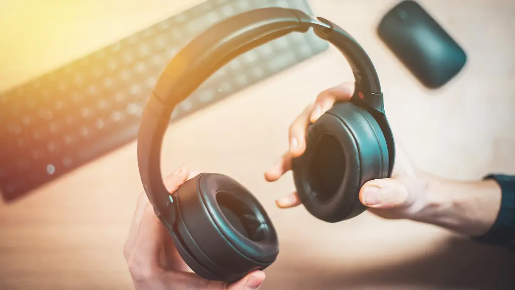 Headsets-sind-klein-soundstark-und-vergleichsweise-preiswert